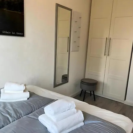 Apartment Deluxe *